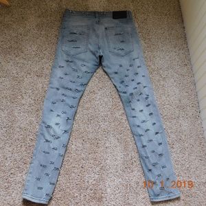 H&M UPCYCLED DESTROYED Jeans 31/32